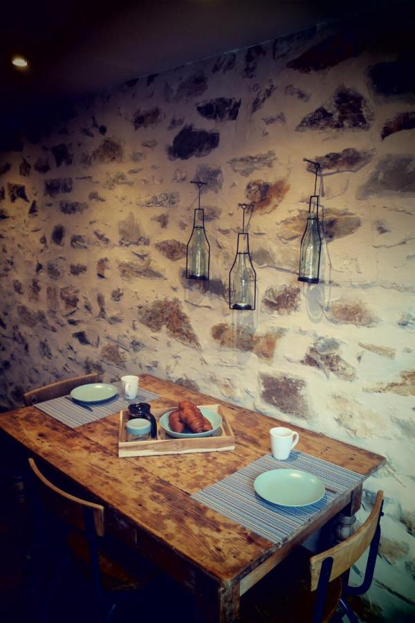 L'Atelier - Gite Urbain Chaleureux Saint-Hubert Εξωτερικό φωτογραφία